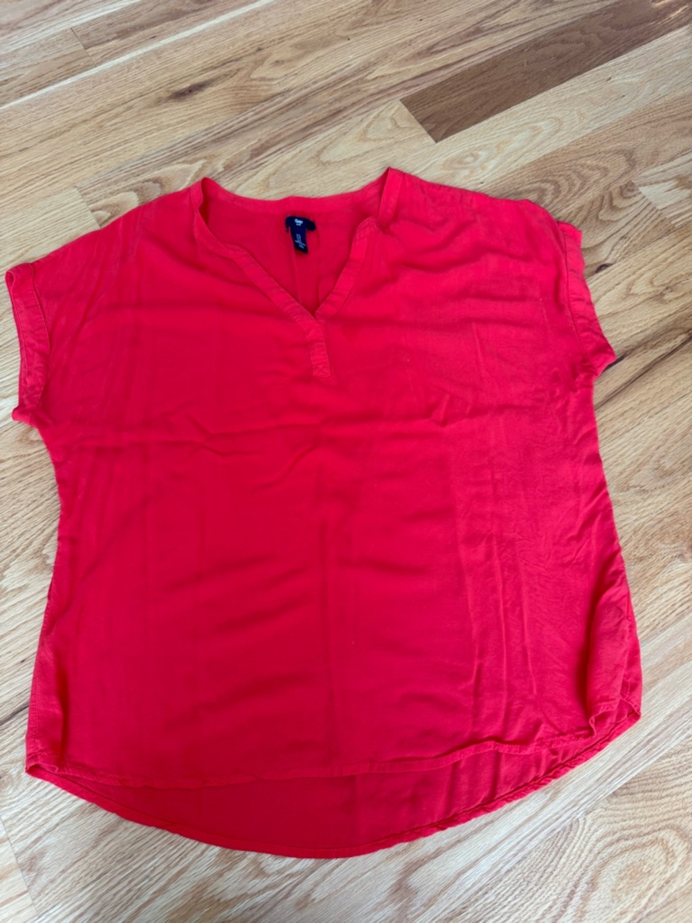 GAP Red Notch-Neck Short Sleeve Blouse